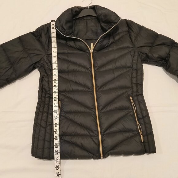 Michael Kors Quilted Down Fill Puffer Jacket Size M - Picture 4 of 8